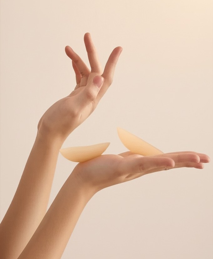 Luxtria Silicon Reusable nipple cover Buy NOW USA CANADA